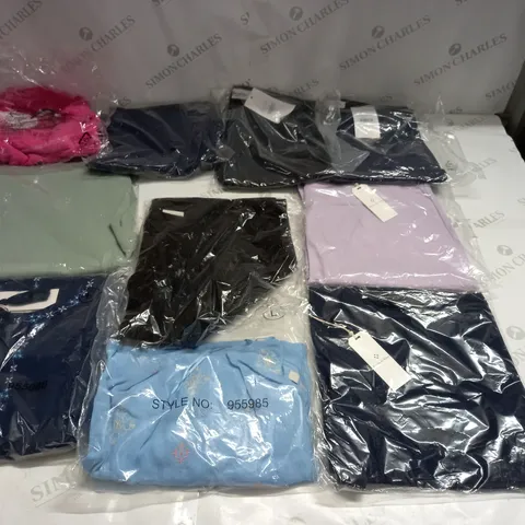 BOX OF APPROX 10 ASSORTED CLOTHING ITEMS TO INCLUDE - EMILA CLASSICS - MALISON DE NIMES - MUD FLOWER