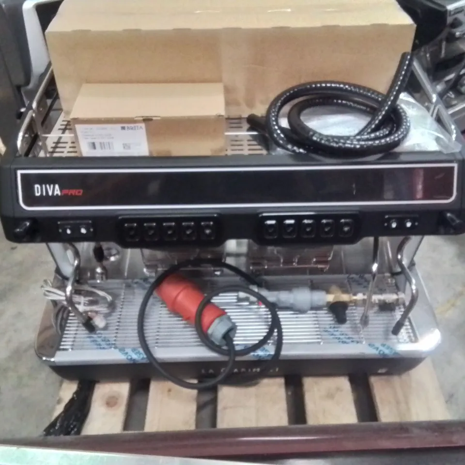 CARMALI DIVA PRO 2 COMMERCIAL COFFEE MACHINE 