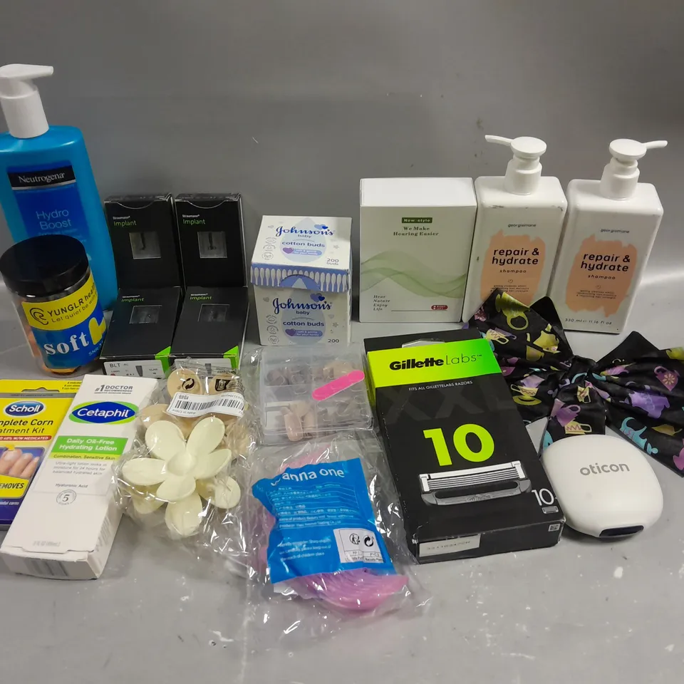 BOX OF APPROXIMATELY 15 COSMETIC ITEMS TO INCLUDE GEORGIEMANE SHAMPOO, COTTON BUDS, HAIRCLIPS, ETC