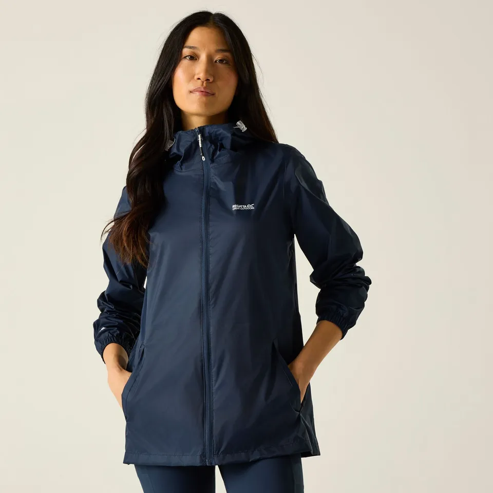 BRAND NEW REGATTA WOMEN'S PACK-IT III WATERPROOF JACKET IN MIDNIGHT SIZE UK 10