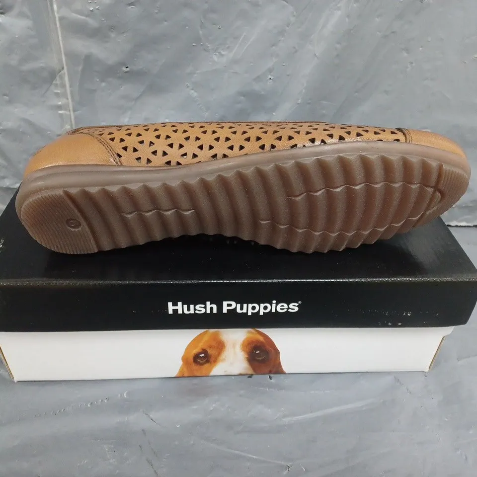 BOXED PAIR OF WOMENS HUSH PUPPIES LEAH BALLERINA SHOES SIZE 6