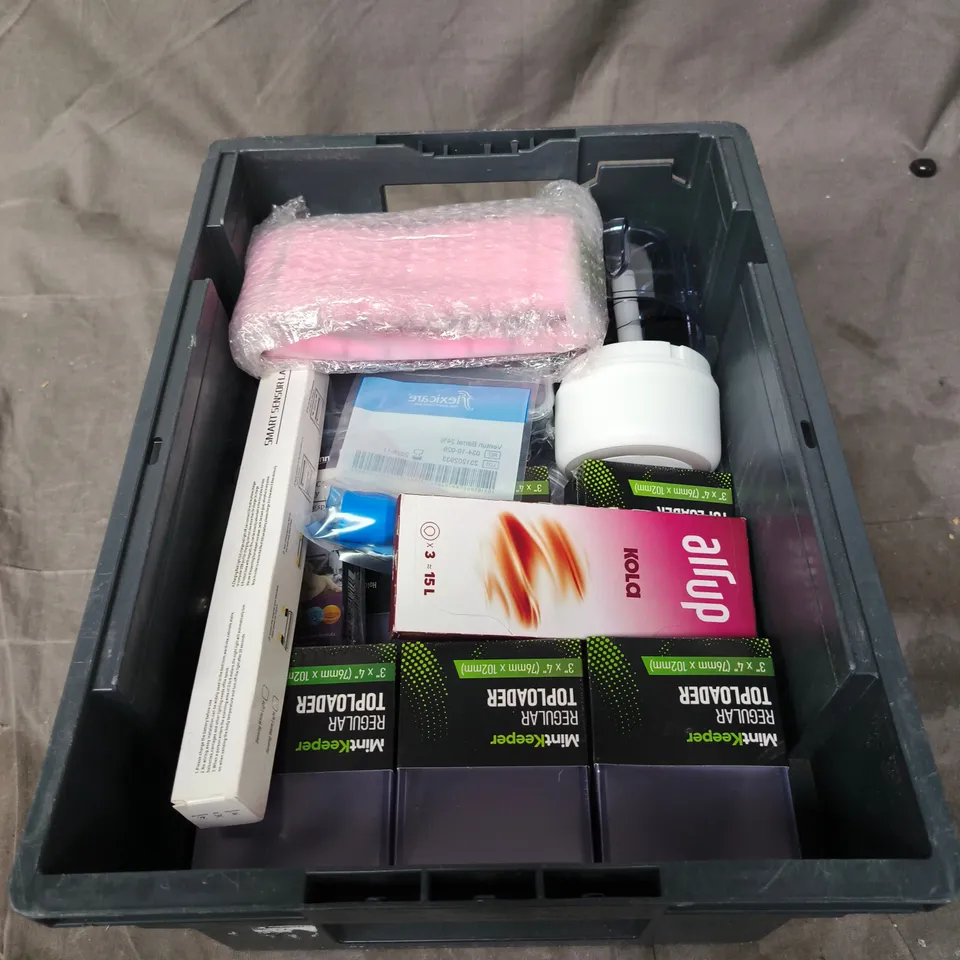 APPROXIMATELY 15 ASSORTED HOUSEHOLD PRODUCTS 