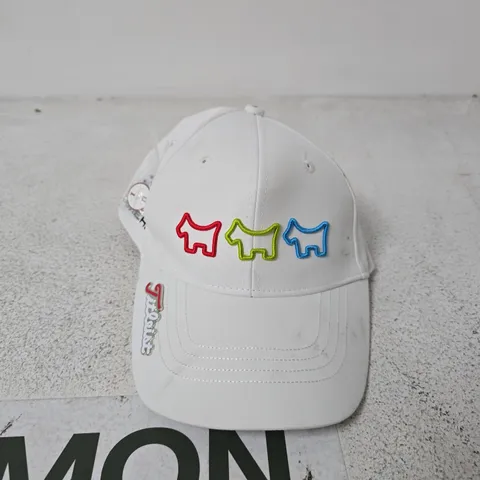 SCOTTY CAMERON WHITE GOLF CAP – MULTICOLOUR EMBROIDERED MOTIF