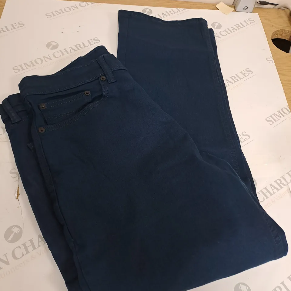 M&S NAVY BLUE DENIM JEANS SIZE 34/29