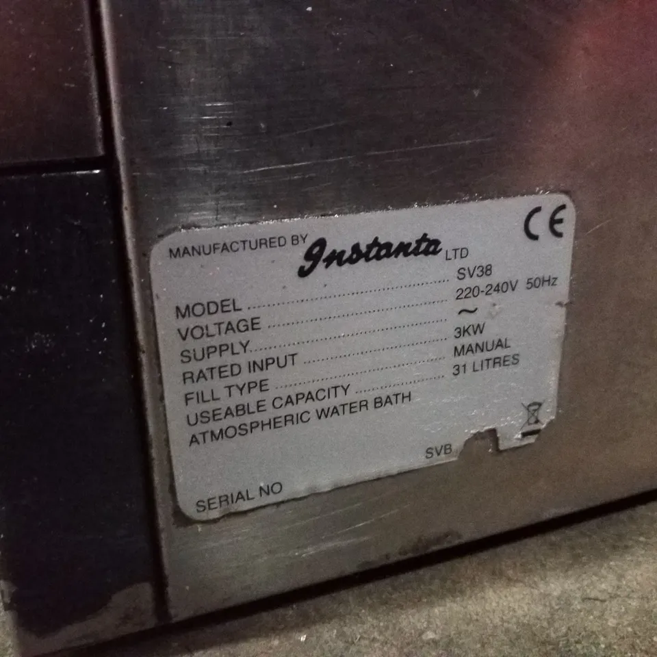 INSTANTA SV38 DIGITAL SOUS VIDE