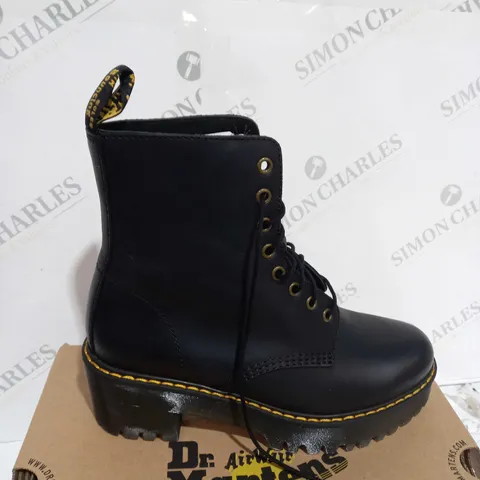 BOXED DR MARTENS SHRIVER HI BLACK BOOTS - UK SIZE 6.5