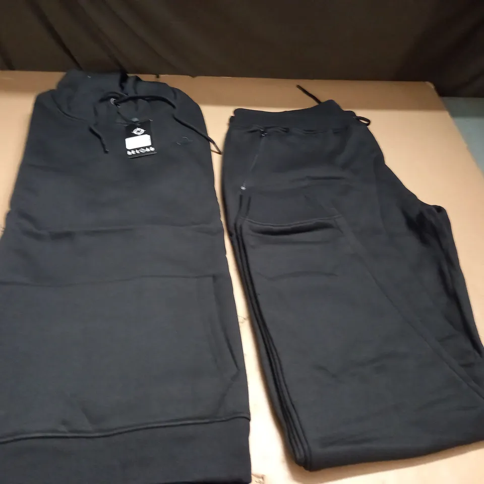 RELOAD MENS PULLOVER TRACKSUIT IN BLACK - XXL