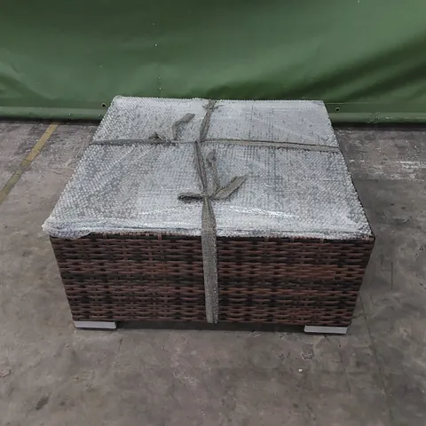 DESIGNER OTTOMAN/COFFEE TABLE IN RATTAN CHOCOLATE MIX AND COFFEE CREAM COLOUR WITH GLASS TOP