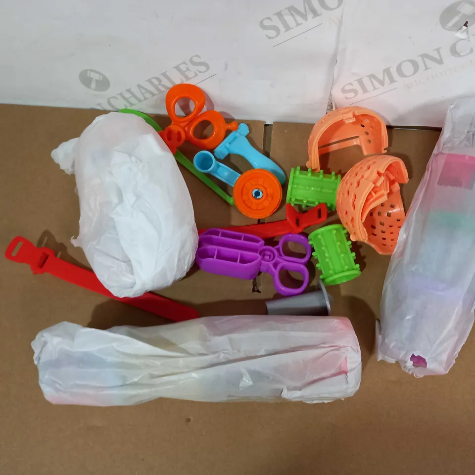PLAY-DOH CRAZY CUTS STYLIST RRP £15.99