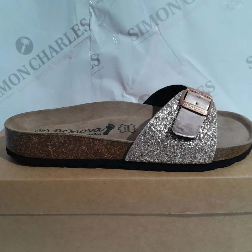 BOXED BONOVA PLATFORM SANDAL - SIZE 6