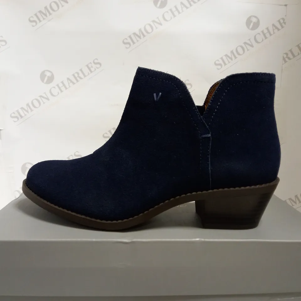 BRAND NEW VIONIC FELICITY LIV NAVY ANKLE BOOTS SIZE 4.5