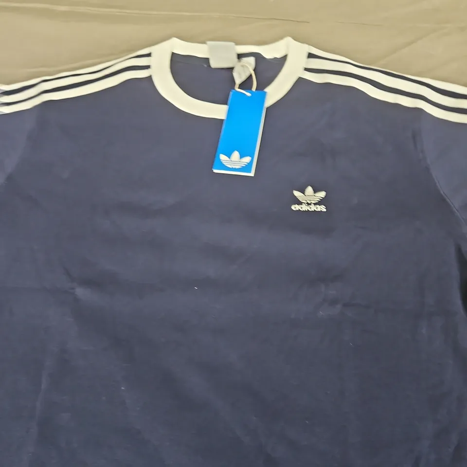 ADIDAS ORIGINAL LOGO TOP -SIZE M