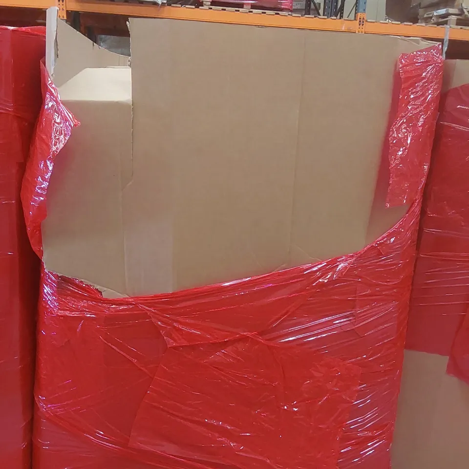 PALLET CONTAINING A VERY LARGE QUANTITY OF ASSORTED ITEMS INCLUDING: MATTRESS, OUTDOOR WALL LANTERNS, PAPER SHREDDER, SAFETY BOOTS ECT