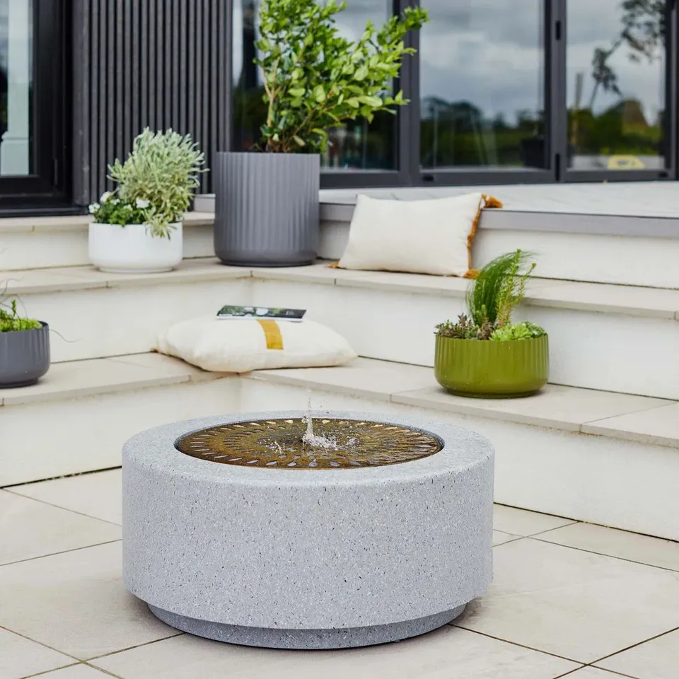 BOXED AMINATOU METAL WEATHER RESISTANT ACCENT FOUNTAIN 