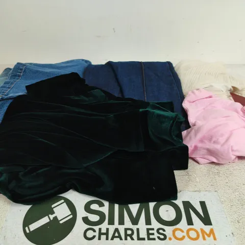 BOX OF ASSORTED CLOTHING ITEMS IN VARIOUS COLORS, SIZES AND STYLES