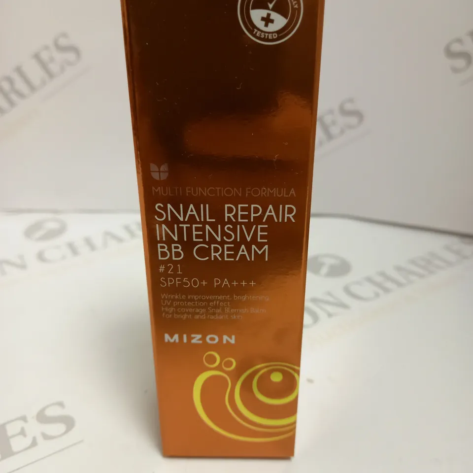 BOXED MIZON MULTI FUNCTIONAL FORMULA SNAIL REPAIR INTENSIVE BB CREAM SPF50