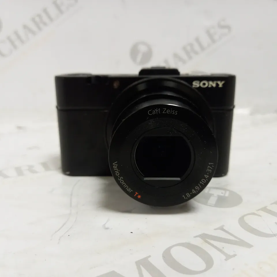 SONY CYBER-SHOT DSC-RX100M2 DIGITAL CAMERA