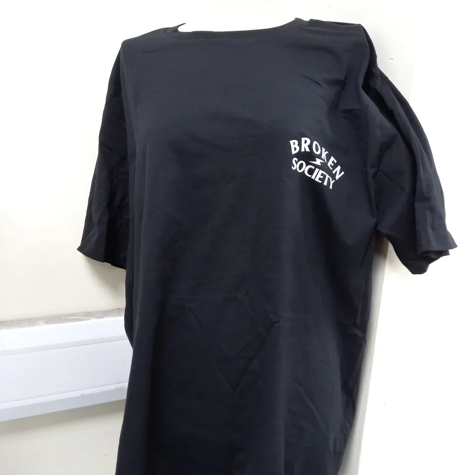 BROKEN SOCIETY MAKE YOUR OWN LUCK TEE IN BLACK - 3XL