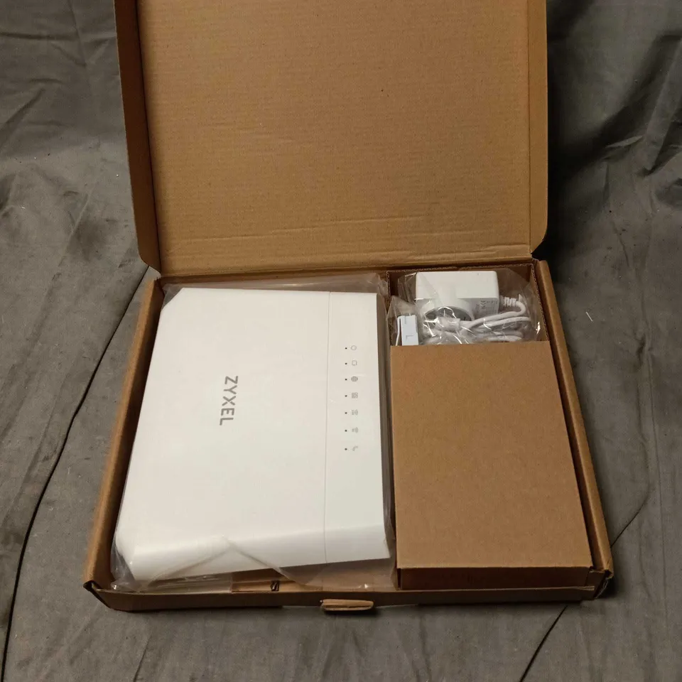 ZYXEL VMG8623-T50B VDSL VOIP IAD – BOXED