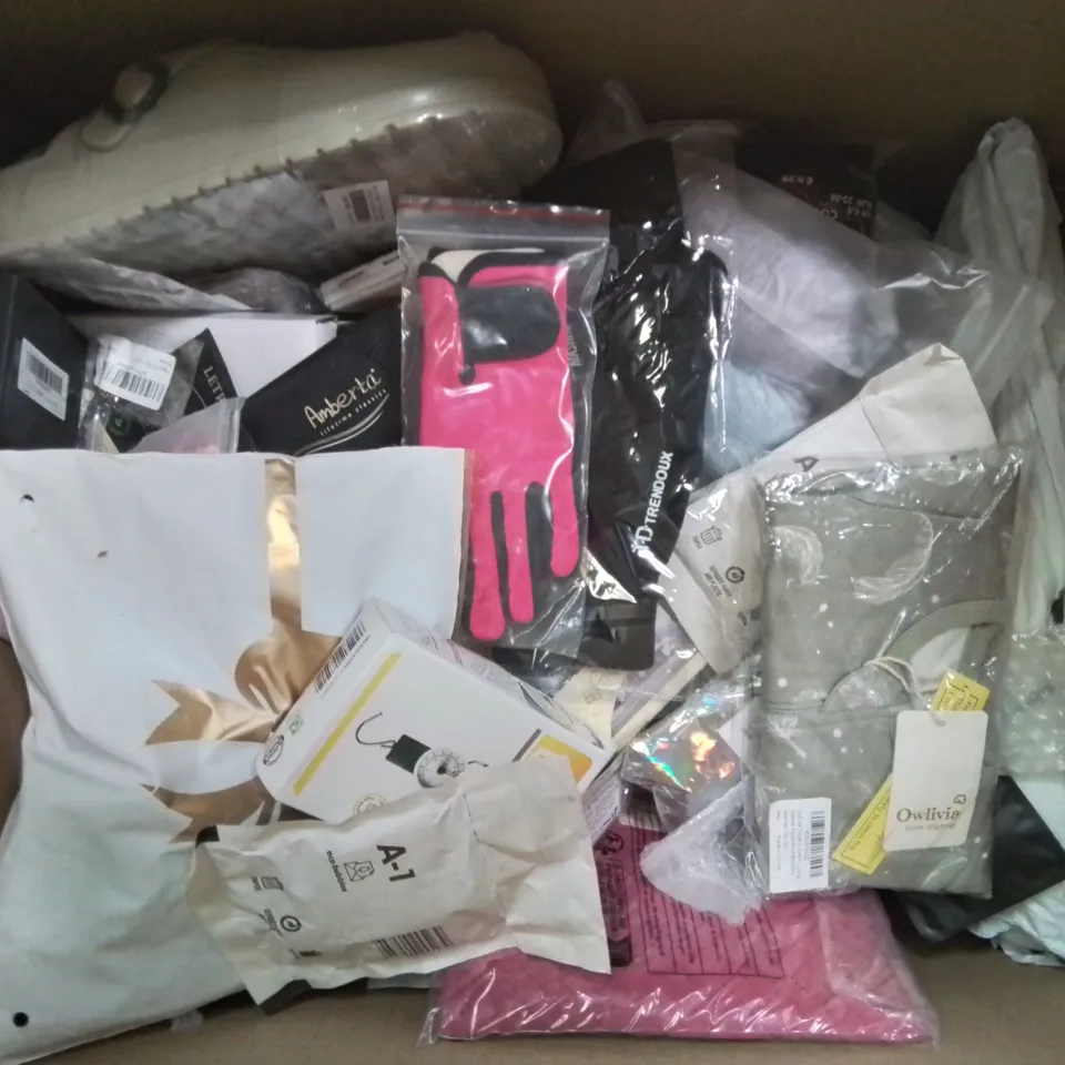 BOX CONTAINING LARGE AMOUNT OF MIXED FASHION ITEMS, SILVER PLATE AND COSTUME JEWELLERY, CLOTHING ITEMS ETC.