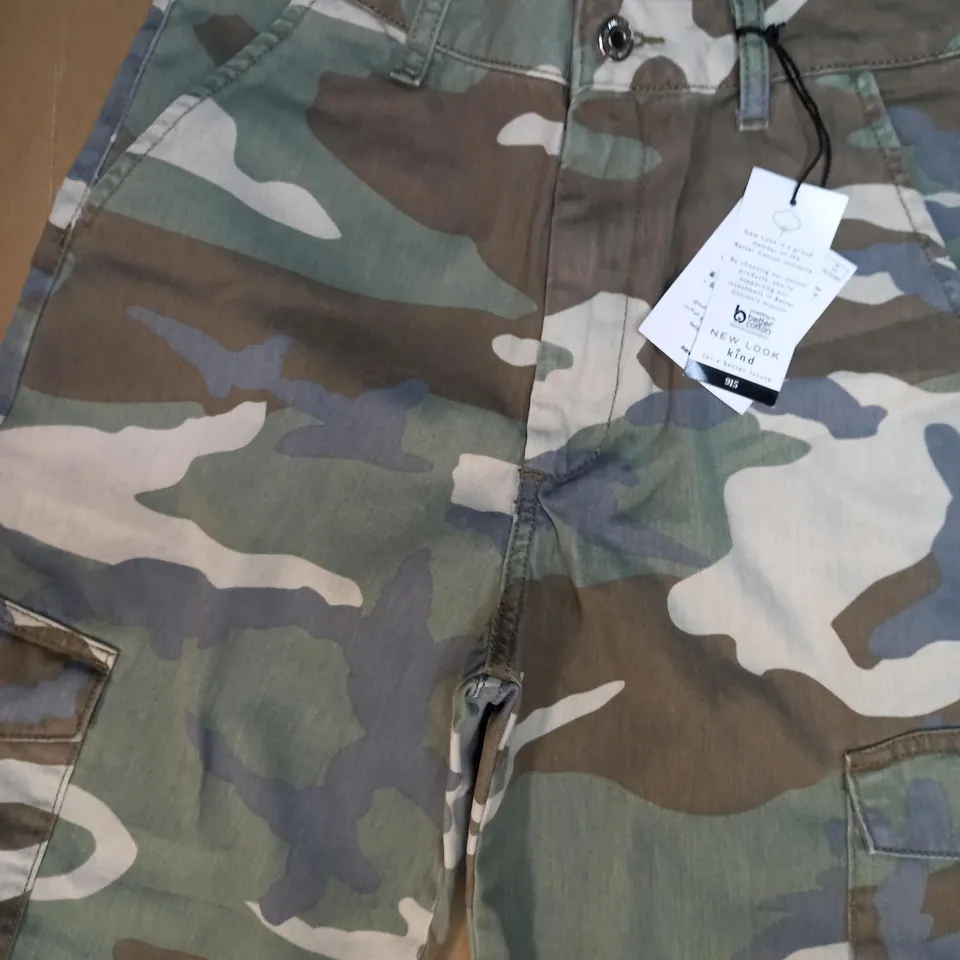 NEW LOOK GIRLS CAMO CARGO TROUSERS SIZE AGE 12