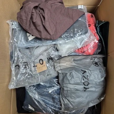 LARGE BOX OF ASSORTED CLOTHING ITEMS IN VARIOUS SIZES, STYLES AND COLOUR - COLLECTION ONLY