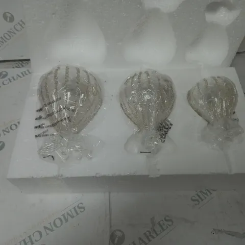 JULIEN MACDONALD SET 3 PRELIT GLASS ANGELS 