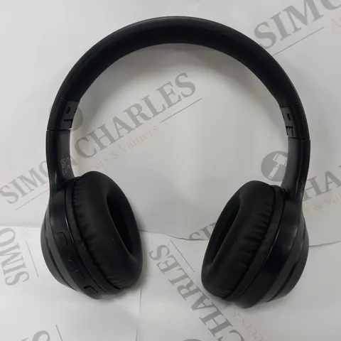 BOXED NOISE CANCELLING WIRELESS HEADPHONES