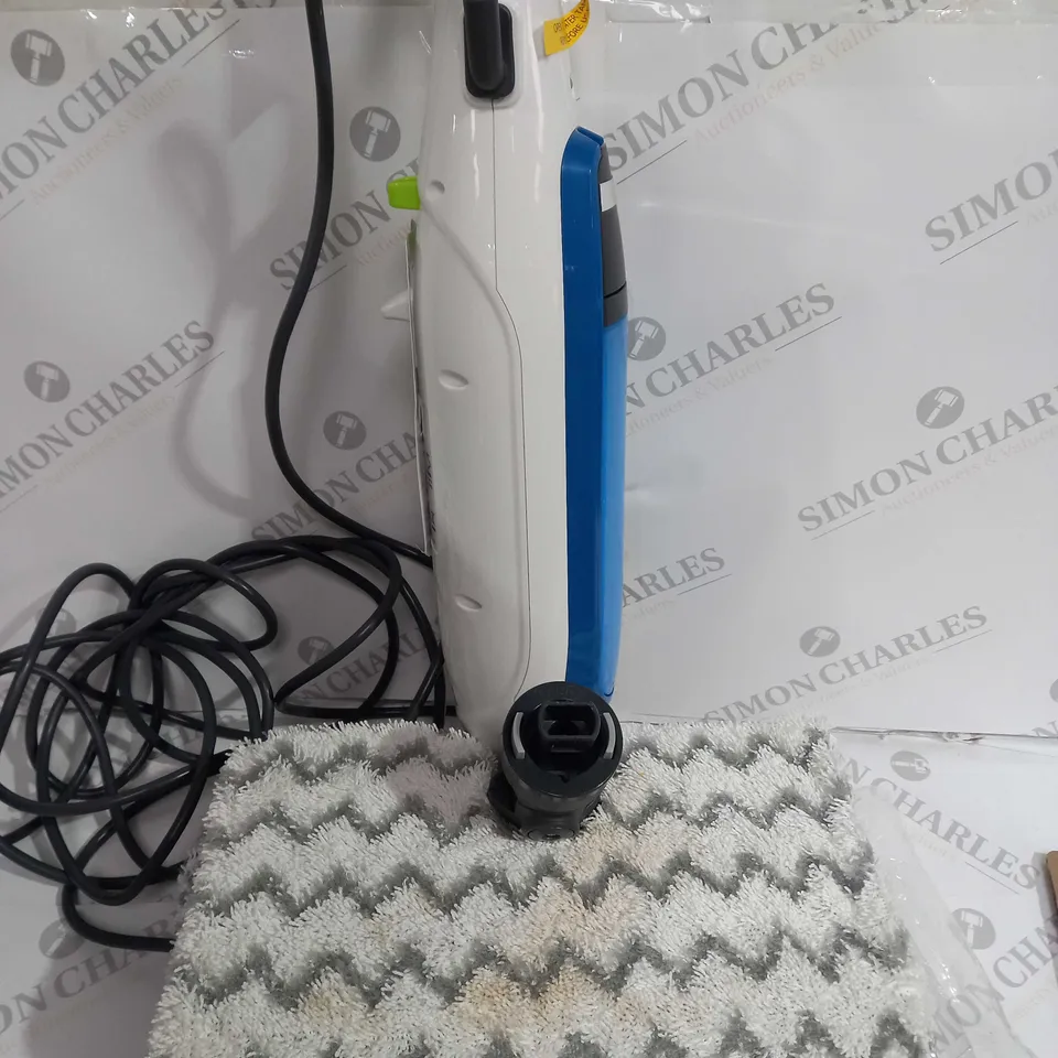 BOXED SHARK KLIK AND FLIP STEAM MOP
