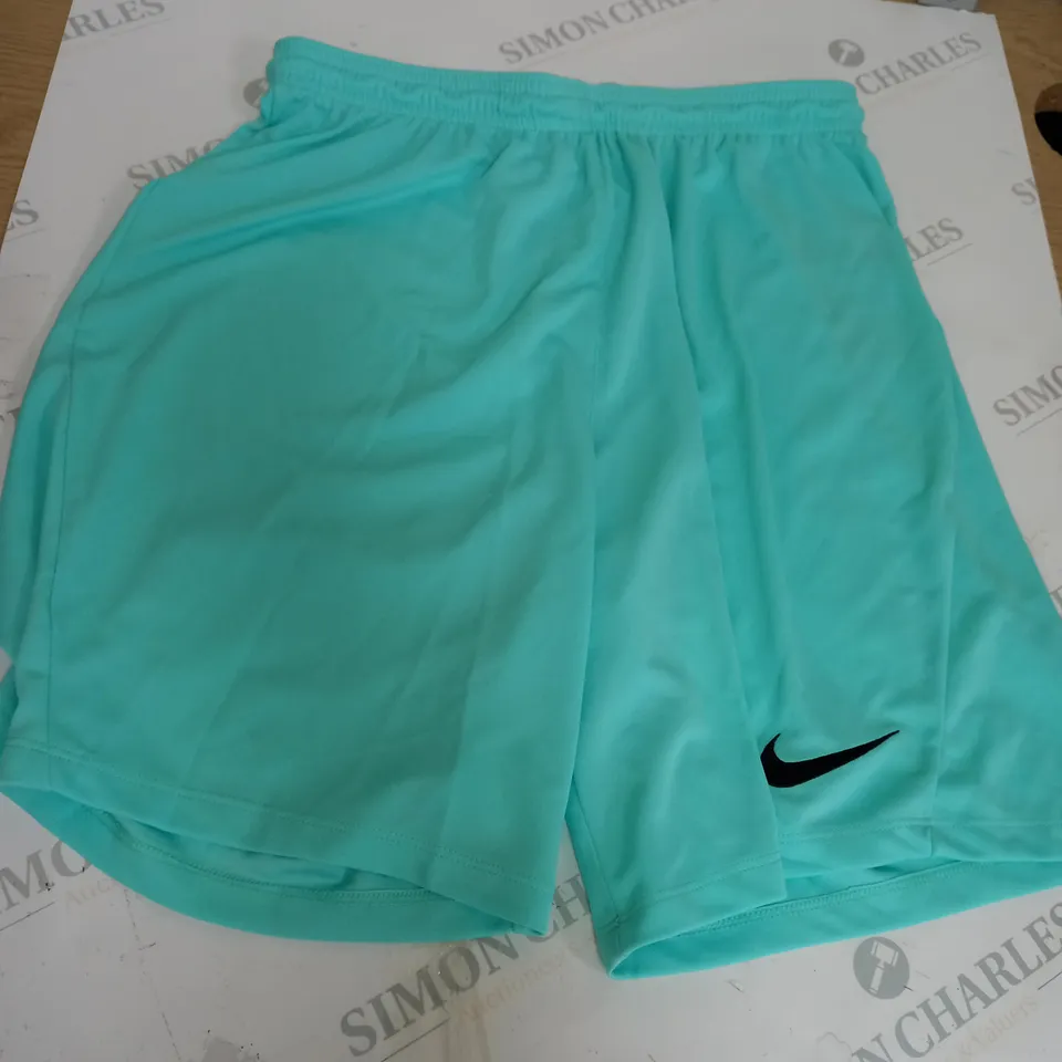 XL NEON GREEN NIKE SHORTS 