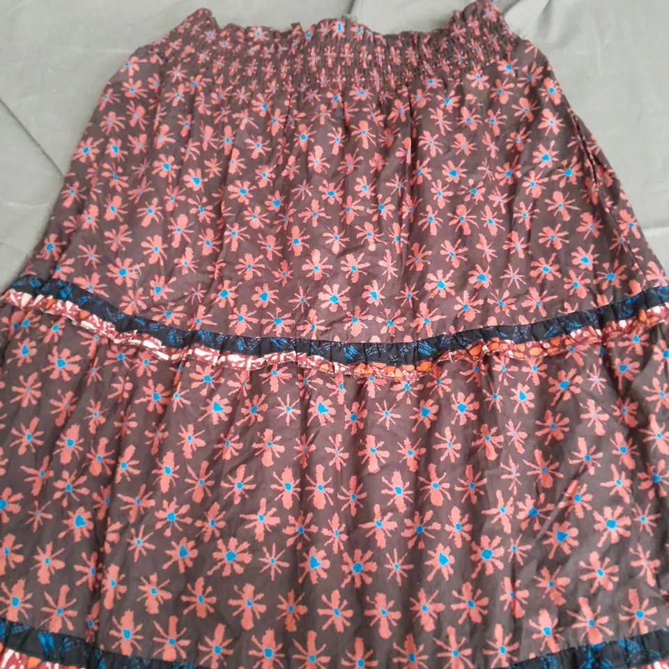 ANTHROPOLOGIE BLACK FLORAL SKIRT SIZE MEDIUM