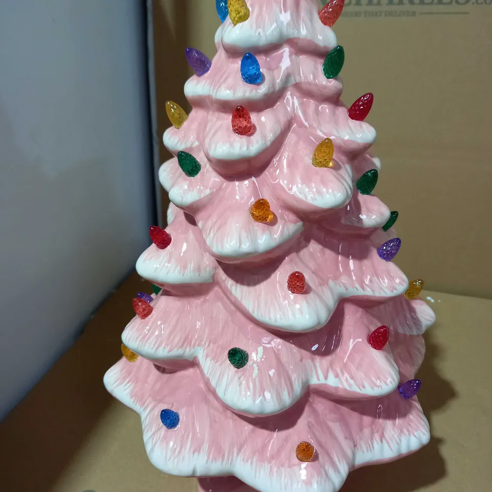 MR CHRISTMAS ILLUMINATED CERAMIC NOSTALGIC TREE