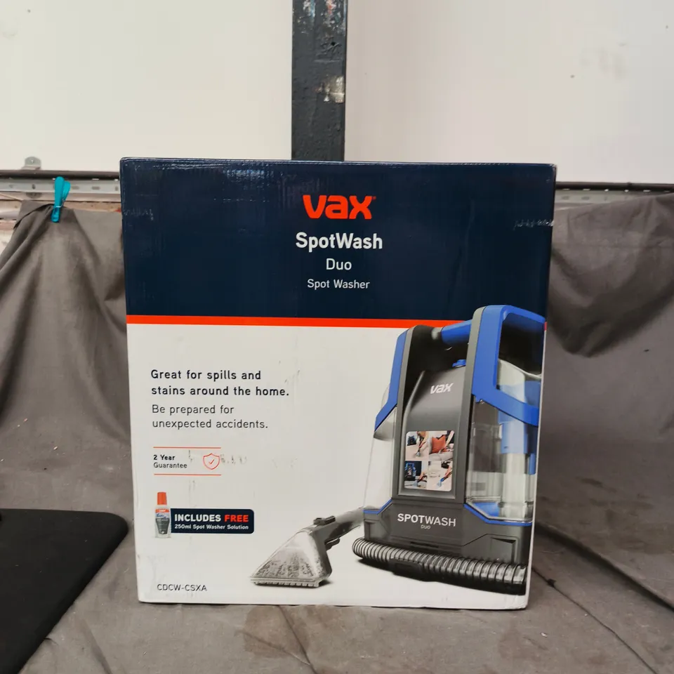 VAX SPOTWASH DUO SPOT WASHER – BOXED WITH ATTACHMENTS (INCLUDES 250ML CLEANING SOLUTION)