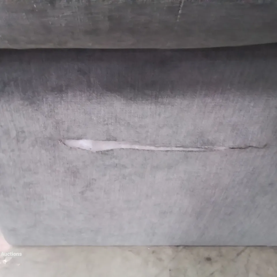 QUALITY DESIGNER BUTTON BACK FABRIC UPHOLSTERED CHESTERFIELD SOFA 