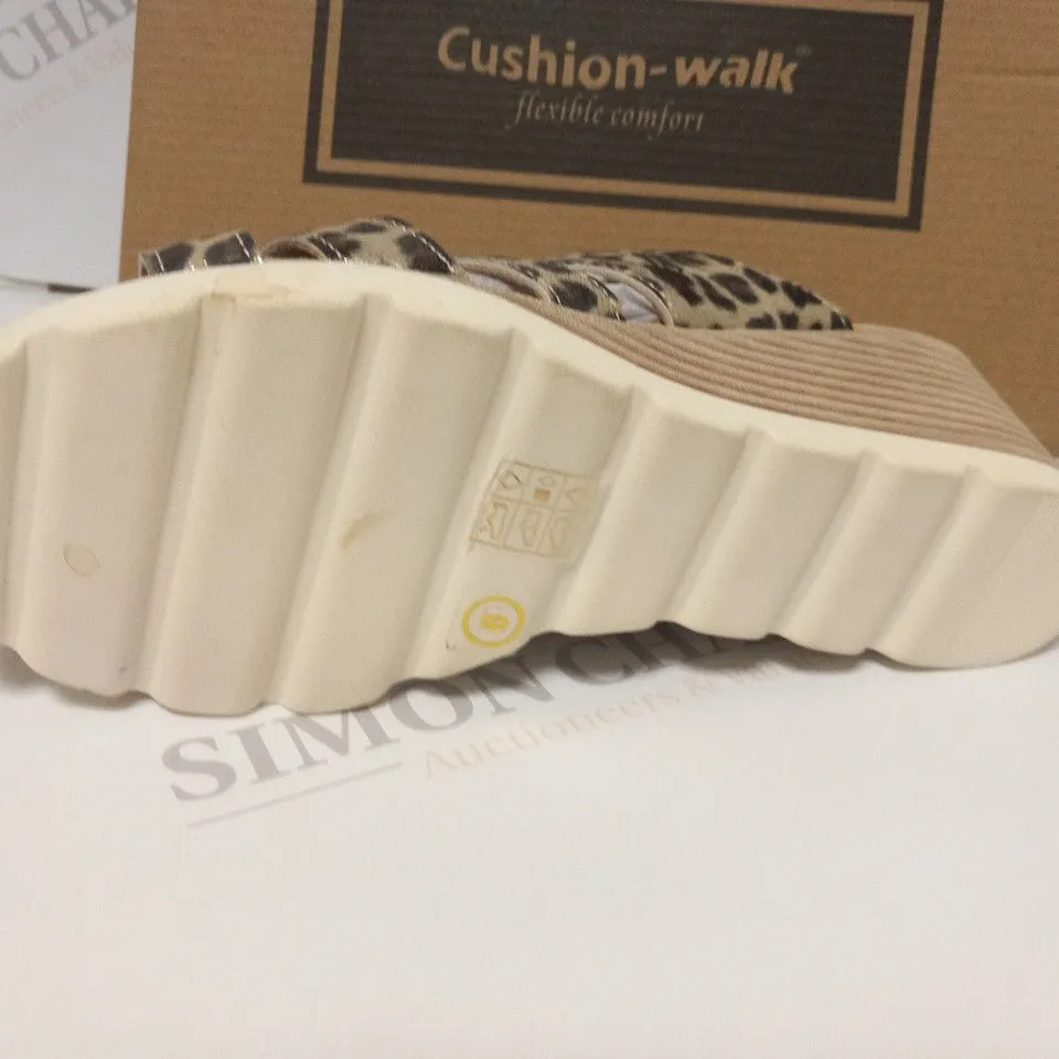 BOXED CUSHION WALK CHESTNUT LEOPARD PRINT PLATFORM SANDALS - SIZE 6