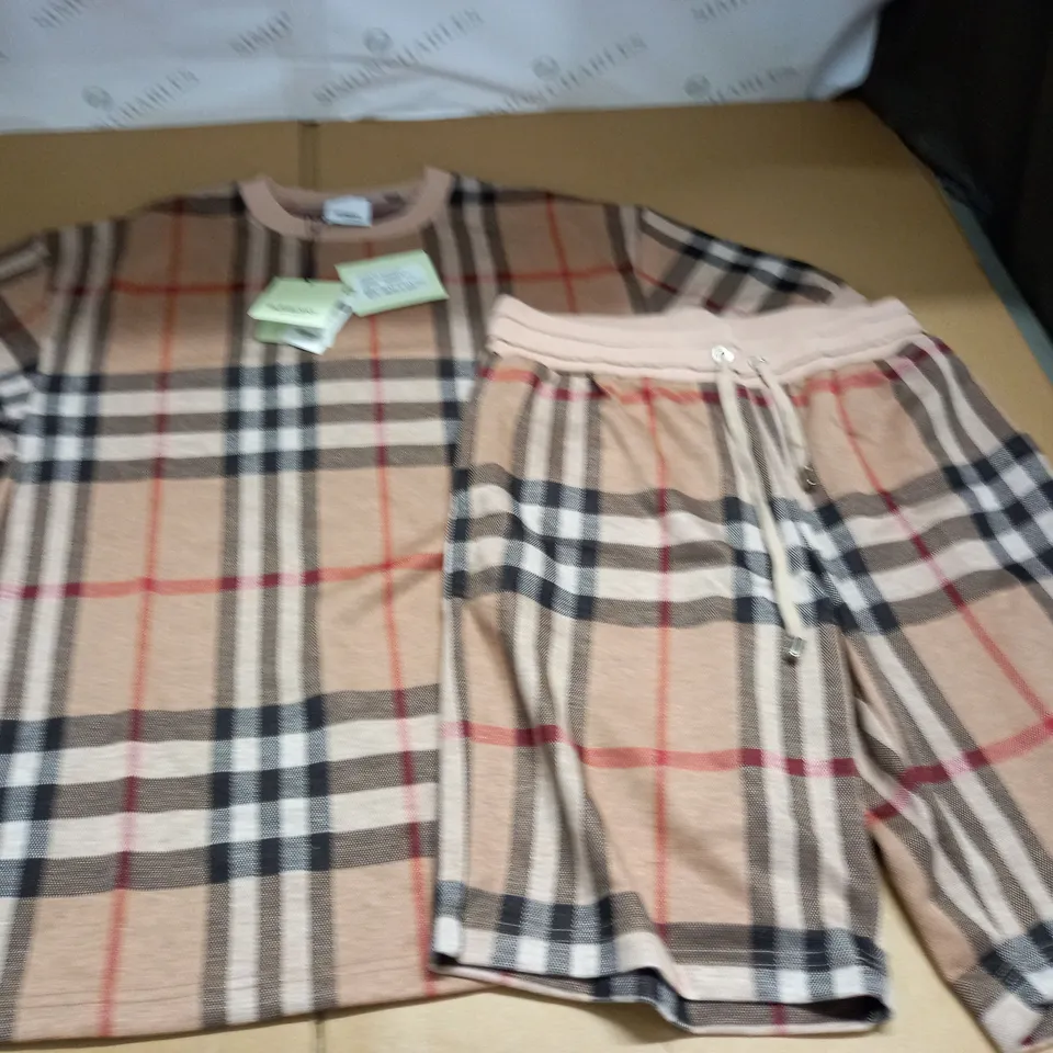 BURBERRY CHECK SILK WOOL JACQUARD SHORTSUIT - L