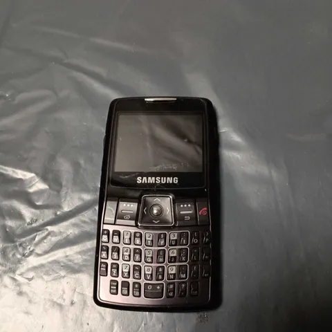 SAMSUNG MOBILE PHONE WITH QWERTY KEYBOARD – BLACK