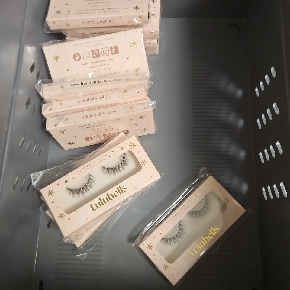 APPROXIMATELY 18 LULUBELLS FALSE EYELASHES