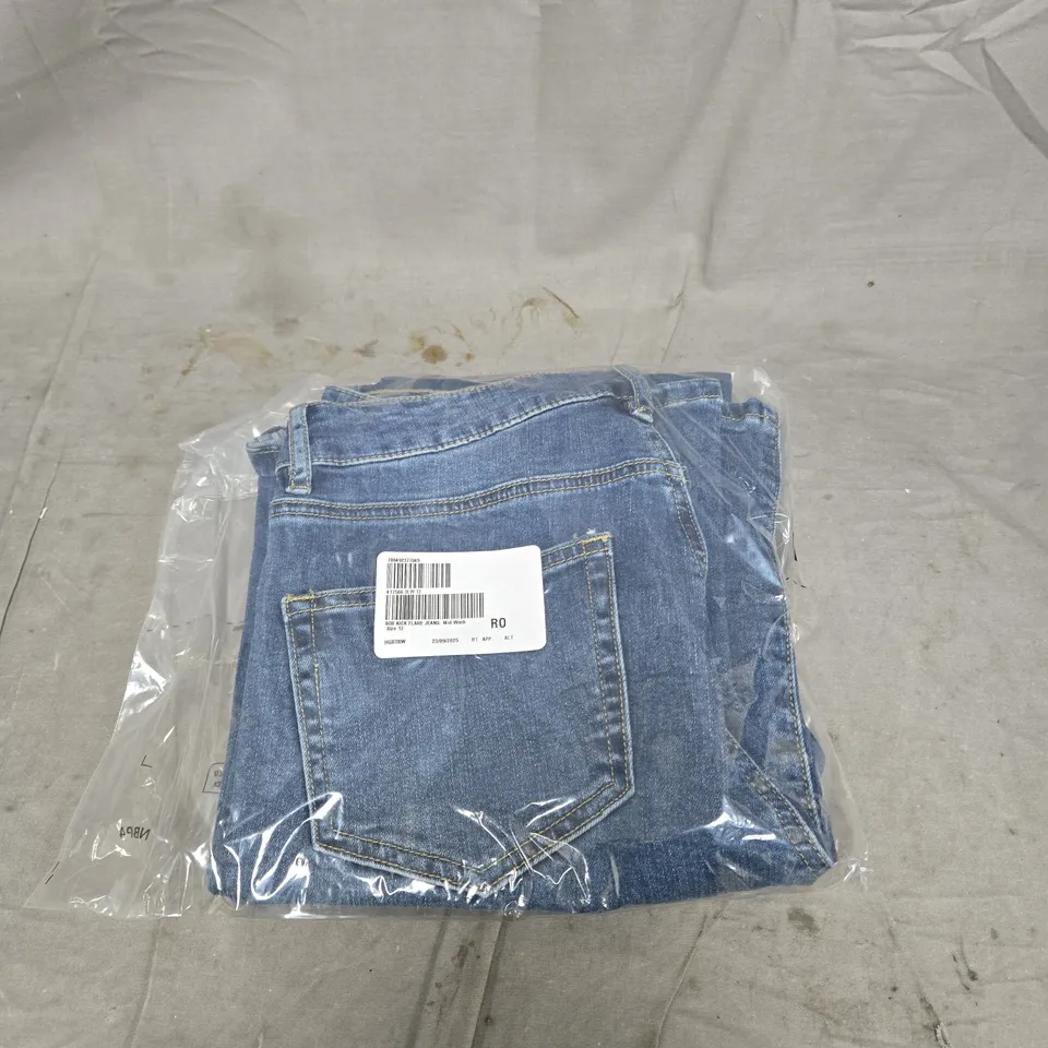 SOSANDAR KICK FLARE JEANS MID WASH SIZE 12