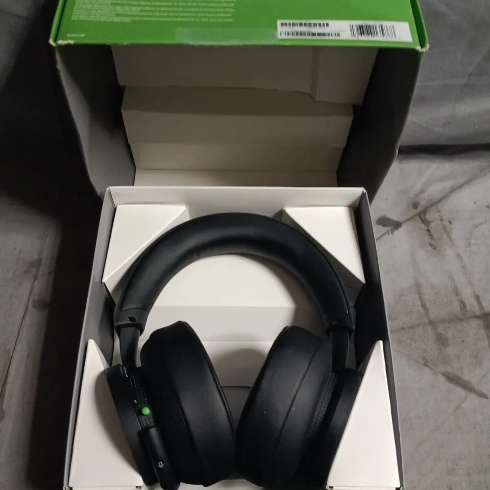 XBOX WIRELESS HEADSET – BLACK, BOXED