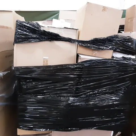 PALLET OF APPROXIMATELY 14 BOXES OF ASSORTED FISH AND CHIP BOXES/PLASTIC COFFEE LIDS AND PLASTIC CUPS