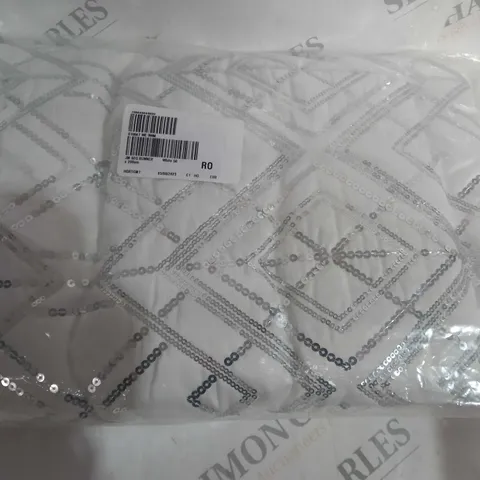 JM BY JULIEN MACDONALD DECO STYLE SEQUIN RUNNER - SILVER - 50 CM X 260 CM