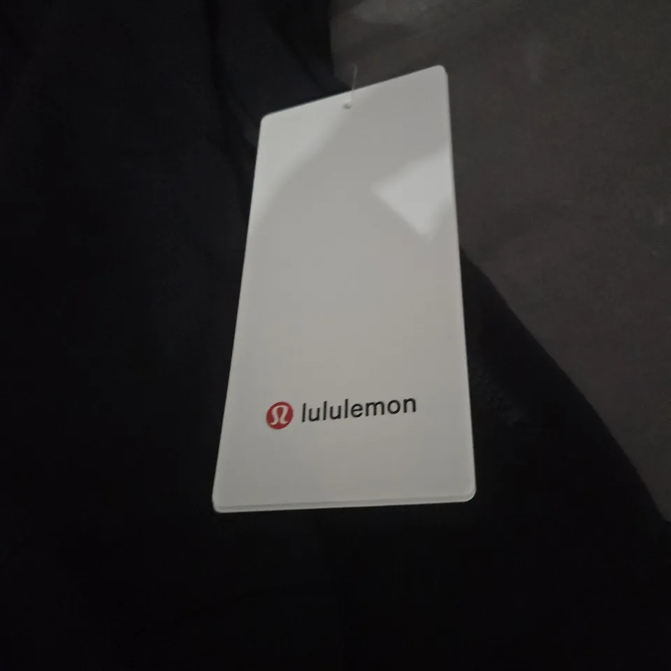 LULULEMON BLACK ZIP-FRONT JACKET SIZE 6