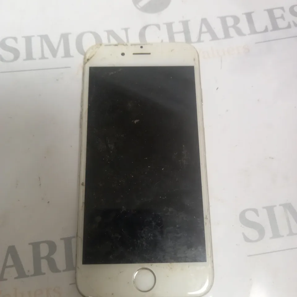 APPLE IPHONE WHITE MODEL A1688