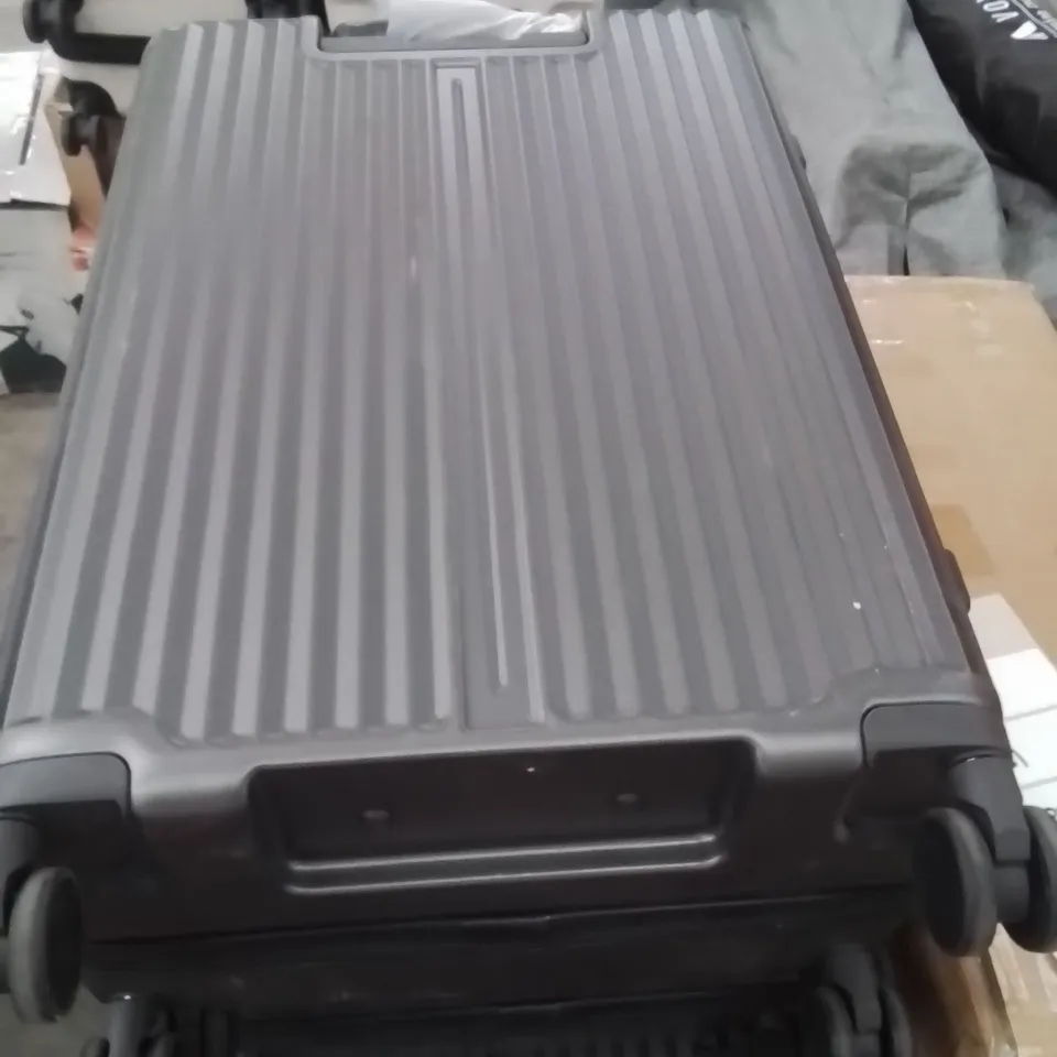 LUGG TRAVEL SUITCASE BLACK