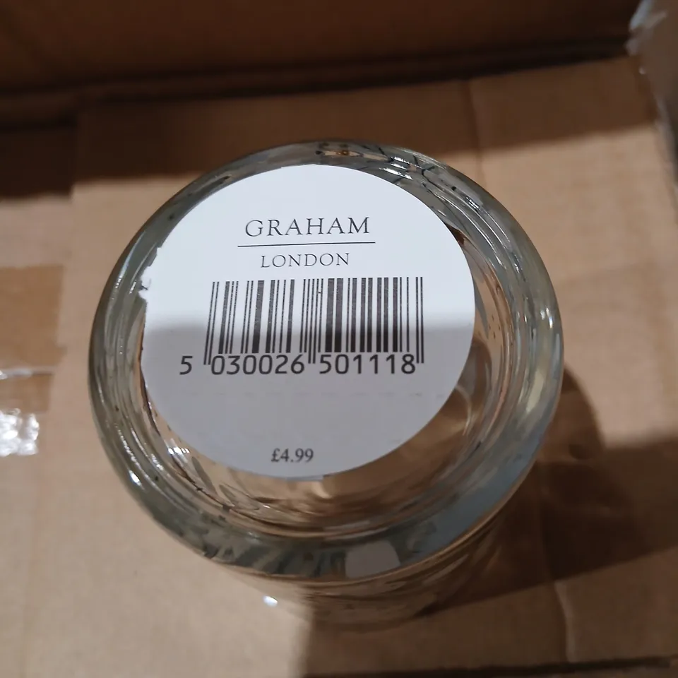 FORTY EIGHT GISELA GRAHAM LONDON GLASS TUMBLER – FLORAL PATTERN