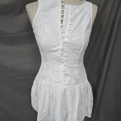 NOBODY'S CHILD CLAUDIA MINI DRESS IN IN WHITE SIZE 10