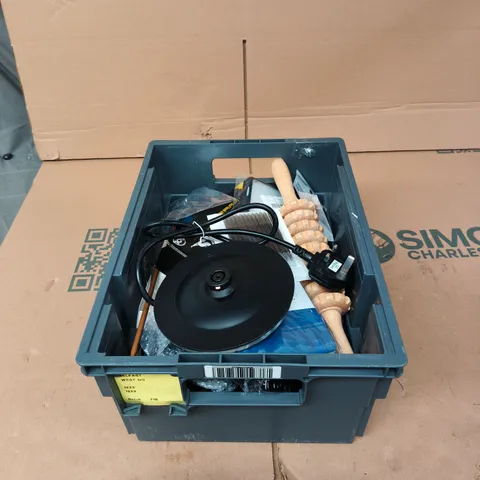 TOTE OF APPROXIMATELY 12 ASSORTED ITEMS TO INCLUDE: TRI FLEX FOR WINDMASTER