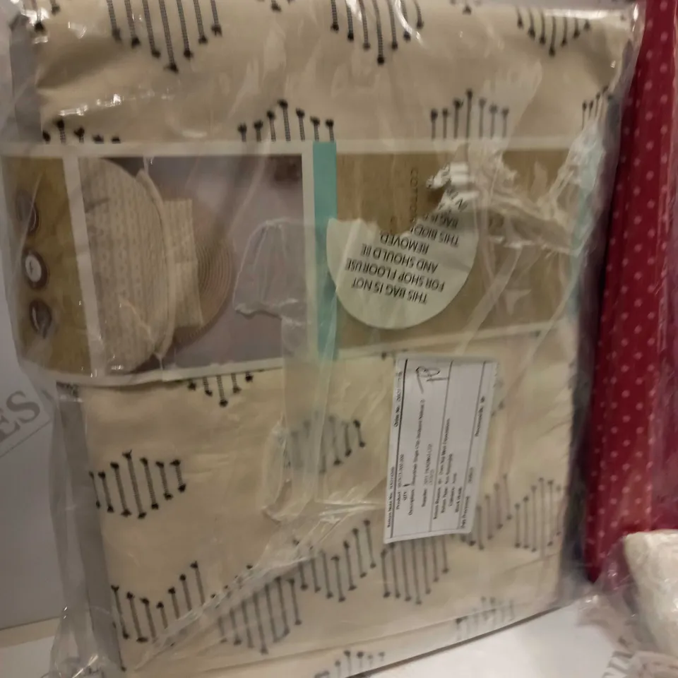 LOT OF 11 ASSORTED ITEMS TO INCLUDE FOLDING STORAGE BOX, FABULIFT NECK SERUM AND SLAZENGER HOODIE