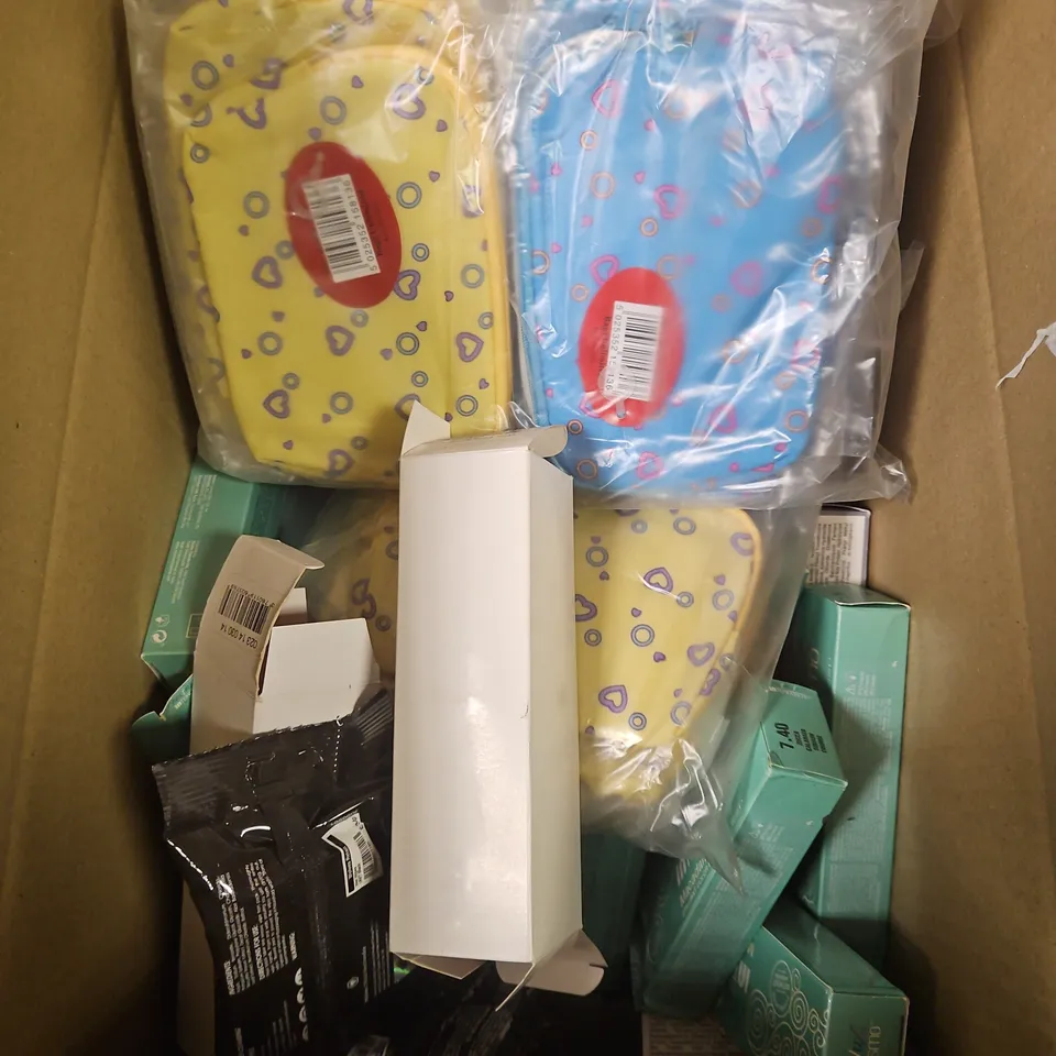 BOX OF APPROXIMATELY 30 ASSORTED COSMETIC ITEMS TO INCLUDE - KAT VON D LIQUID TO POWDER FOUNDATIONIN LIGHT 012 - MUSTELA CLEANSING GEL - KIMMI MIMI EAU DE TOILETTE - ETC - COLLECTION ONLY